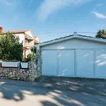 Four-bedroom In 沃希