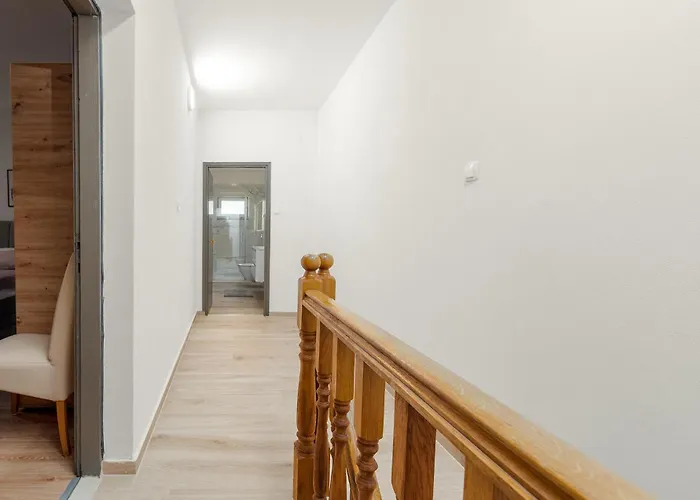 Four-bedroom In 펜션 브르시