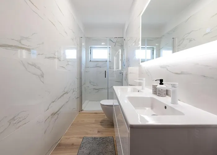 Four-bedroom In Vrsi