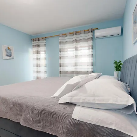 بيت للعطل Four-bedroom In فرسي