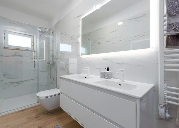 Four-bedroom In Дом отдыха *